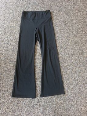 American Eagle Outfitters Women’s Large The Everything Flare Black Leggings